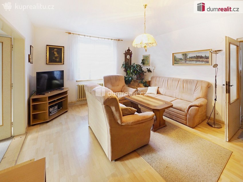 Prodej  rodinného domu 150 m^2 B. Němcové, Libiš 