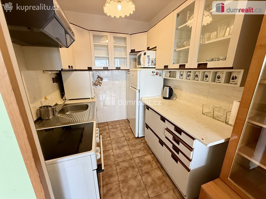 Pronájem bytu 2+kk 45 m^2 Petýrkova, Praha 11 