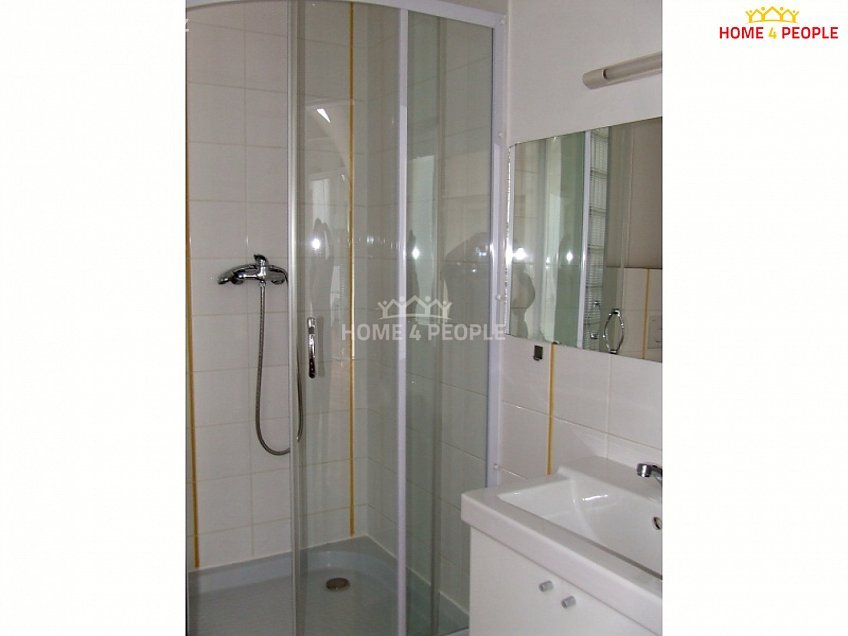 Pronájem bytu 1+kk 50 m^2 Churého, Brno 