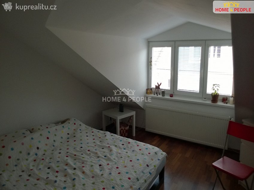 Pronájem bytu 1+kk 50 m^2 Churého, Brno 