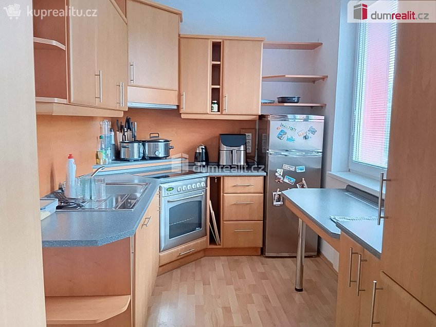 Prodej bytu 3+1 70 m^2 Průběžná, České Budějovice 