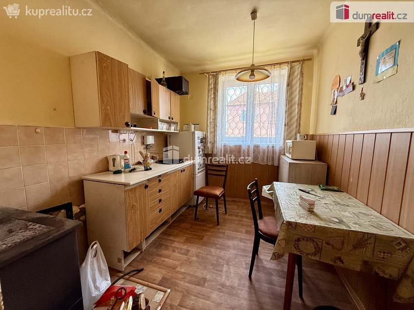 Prodej  rodinného domu 215 m^2 Popovice, Popovice 