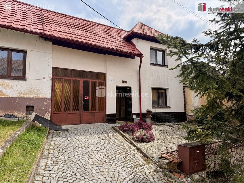 Prodej  rodinného domu 215 m^2 Popovice, Popovice 