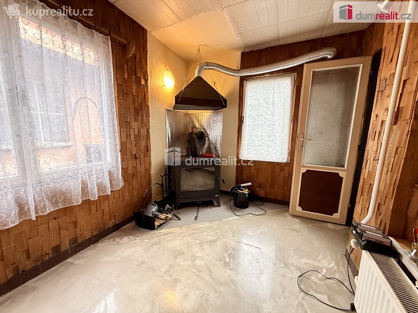 Prodej  rodinného domu 215 m^2 Popovice, Popovice 