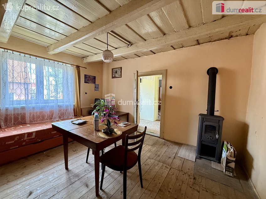 Prodej  rodinného domu 215 m^2 Popovice, Popovice 