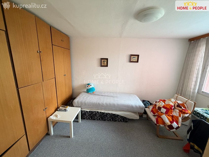 Prodej bytu 4+1 83 m^2 Hnězdenská, Praha 8 