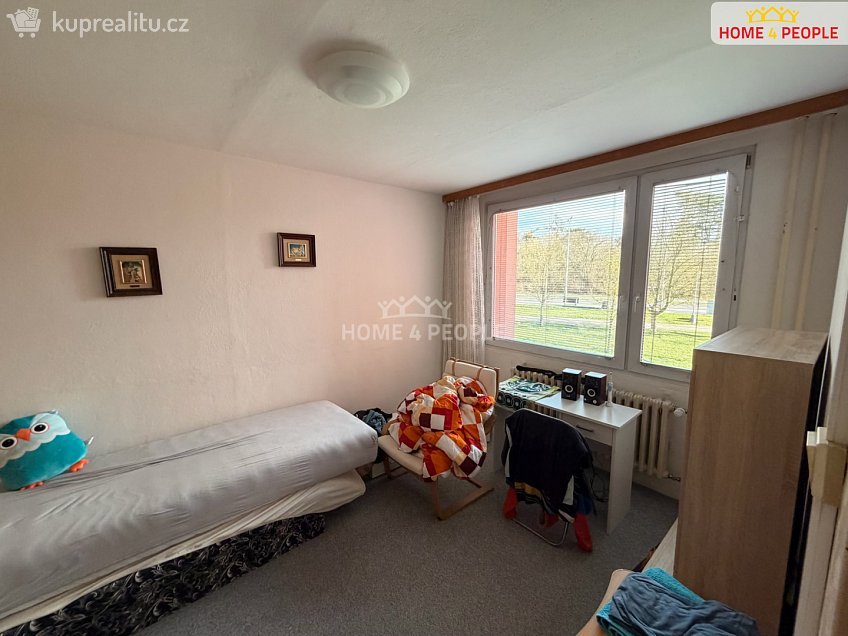 Prodej bytu 4+1 83 m^2 Hnězdenská, Praha 8 