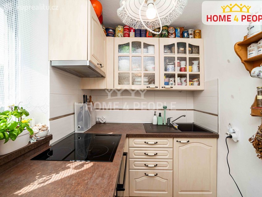 Prodej  chaty 85 m^2 Čisovice, Čisovice 