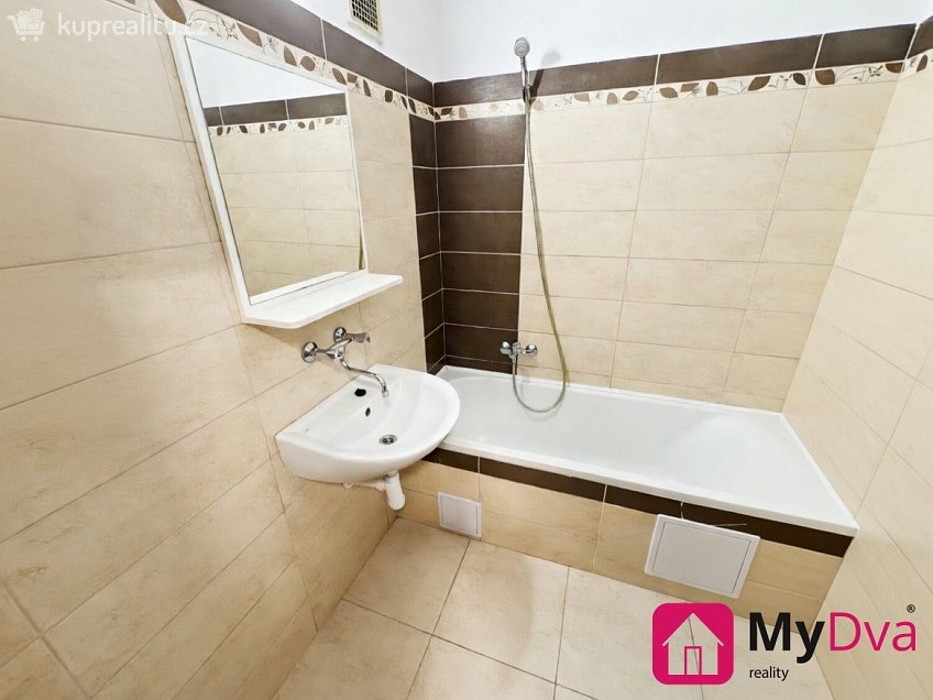 Pronájem bytu 2+1 55 m^2 Božetěchova, Brno 