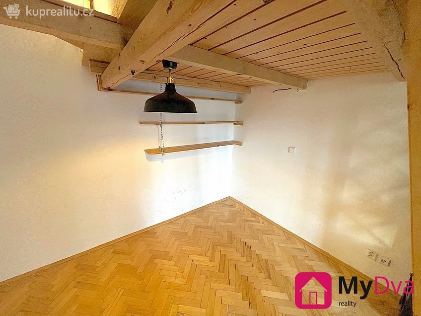 Prodej bytu 1+1 29 m^2 Tusarova 1285, Praha 