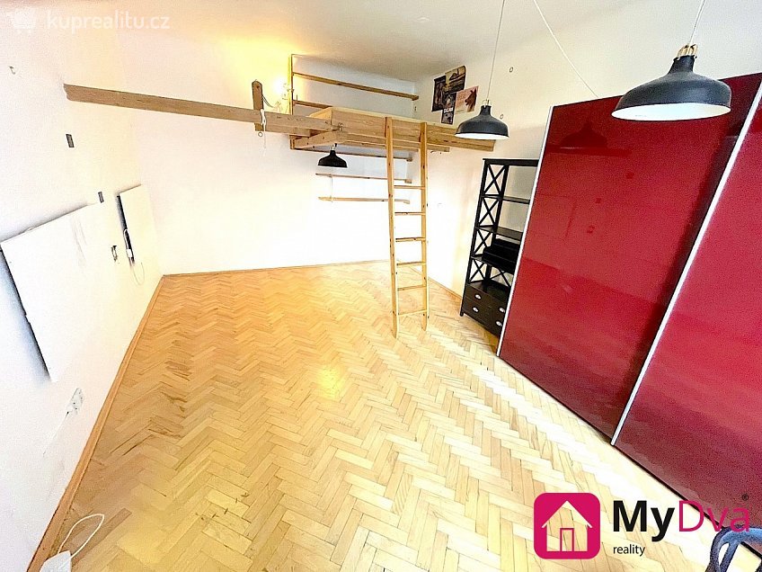 Prodej bytu 1+1 29 m^2 Tusarova 1285, Praha 