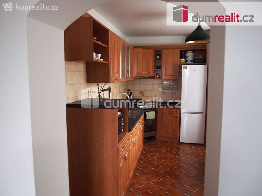 Pronájem bytu 2+1 56 m^2 Masarykova, Ostrov 