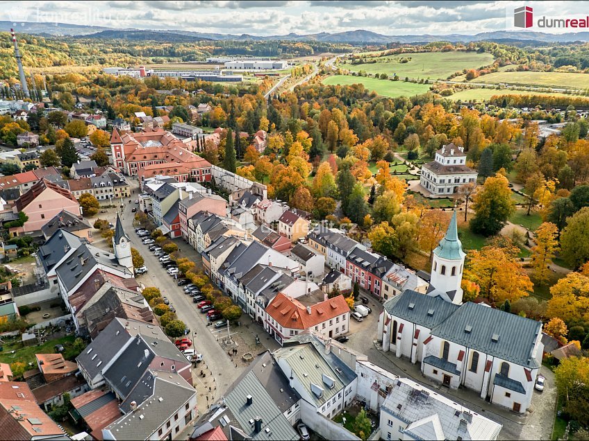 Prodej  rodinného domu 100 m^2 Žižkova, Ostrov 