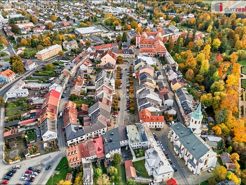 Prodej  rodinného domu 100 m^2 Žižkova, Ostrov 