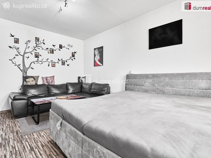 Prodej bytu 3+1 67 m^2 Jelínkova, Sokolov 