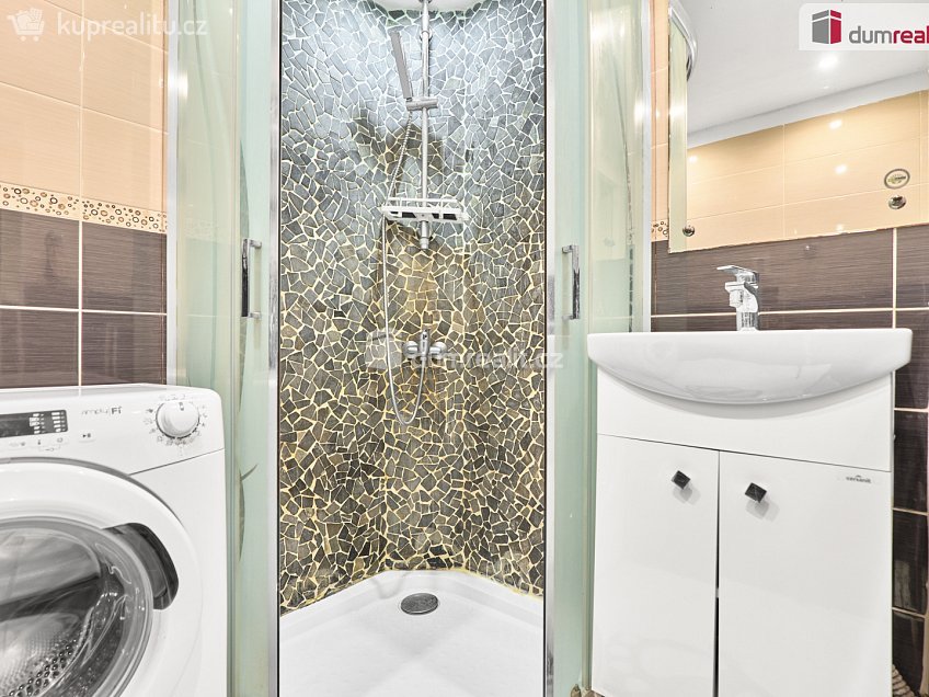 Prodej bytu 3+1 67 m^2 Jelínkova, Sokolov 