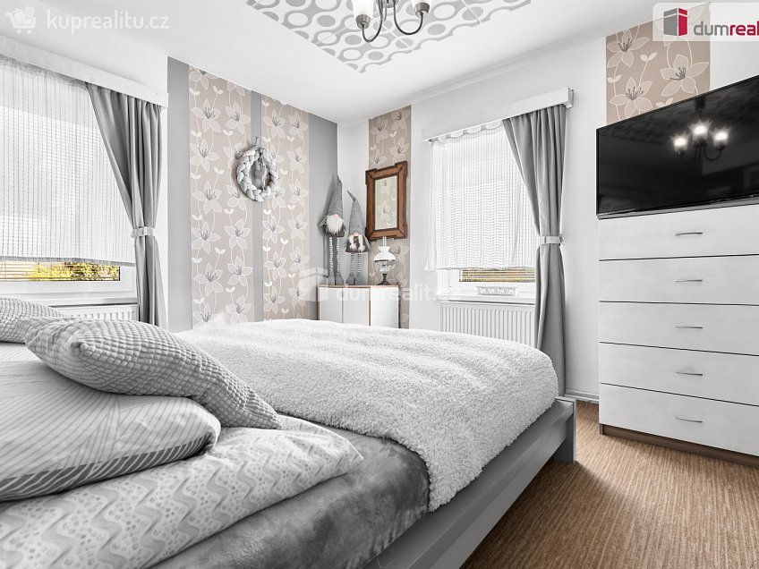 Prodej  rodinného domu 340 m^2 Krušnohorská, Ostrov 