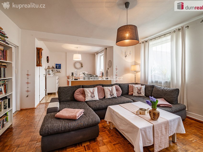 Prodej  rodinného domu 150 m^2 Javorová, Cheb 