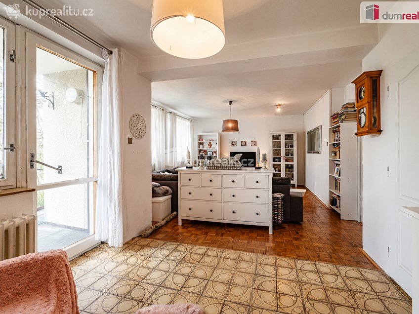 Prodej  rodinného domu 150 m^2 Javorová, Cheb 