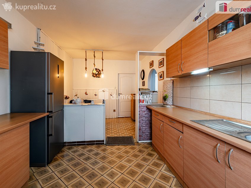 Prodej  rodinného domu 150 m^2 Javorová, Cheb 