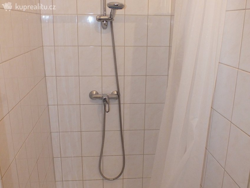 Pronájem bytu 1+kk 25 m^2 Pražská sídl., Znojmo 