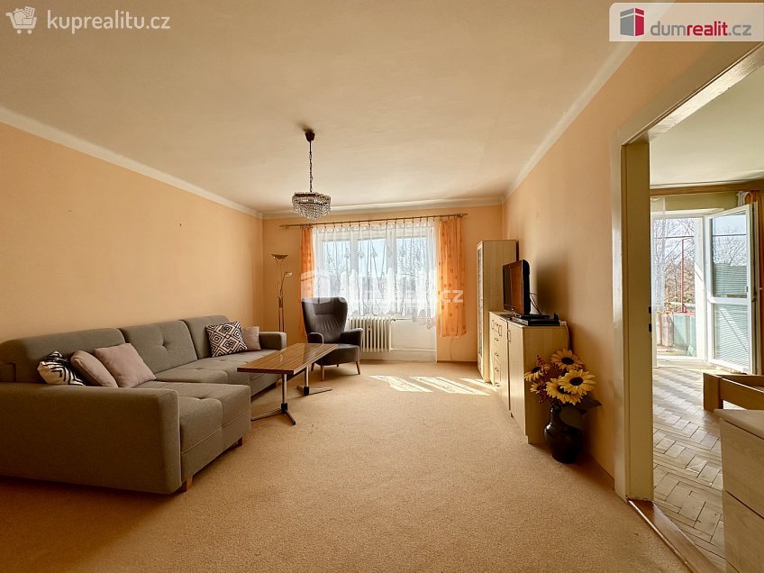 Prodej bytu 3+1 85 m^2 Klínovecká, Ostrov 