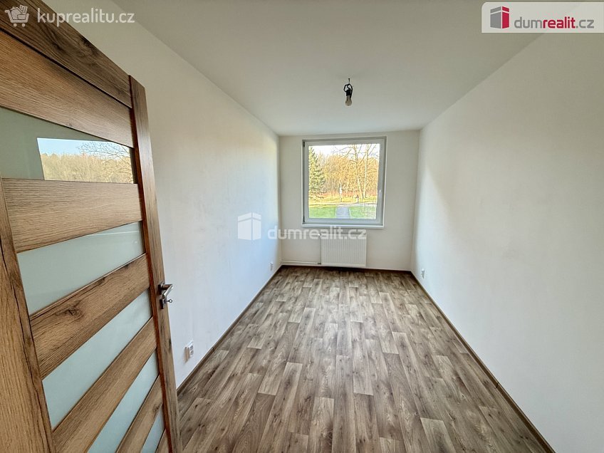 Pronájem bytu 2+kk 43 m^2 Lobeč, Kralupy nad Vltavou 