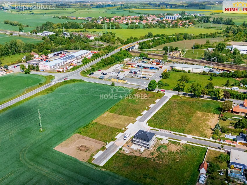 Prodej  stavebního pozemku 587 m^2 Dělnická, Pečky 