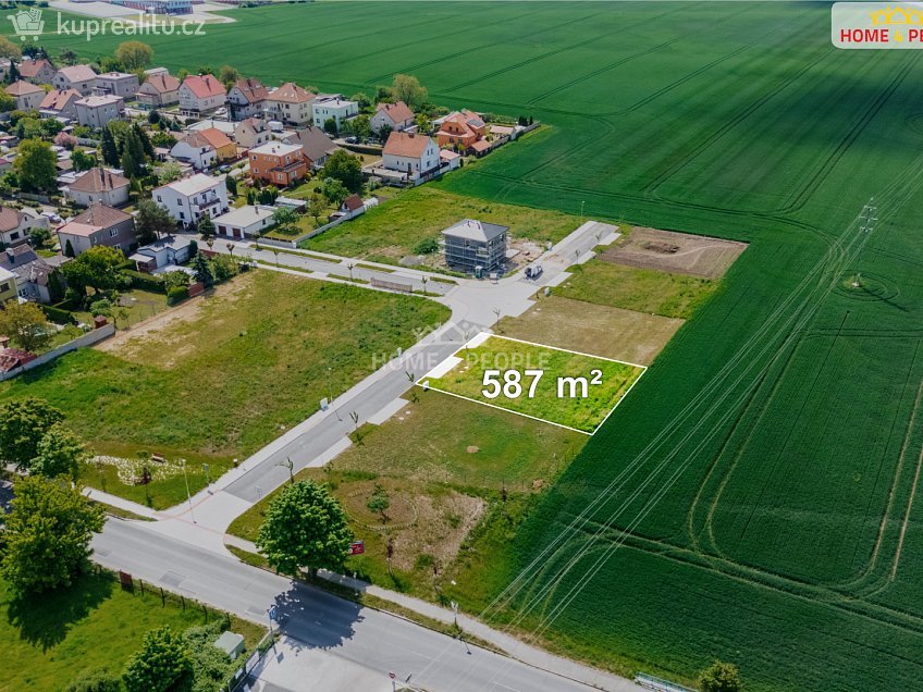 Prodej  stavebního pozemku 587 m^2 Dělnická, Pečky 