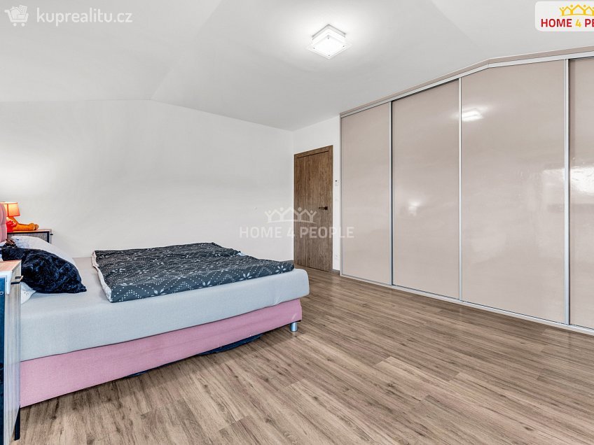 Prodej  rodinného domu 125 m^2 Podzámecká, Praha-Koloděje 