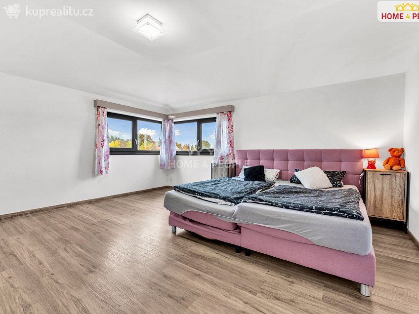 Prodej  rodinného domu 125 m^2 Podzámecká, Praha-Koloděje 