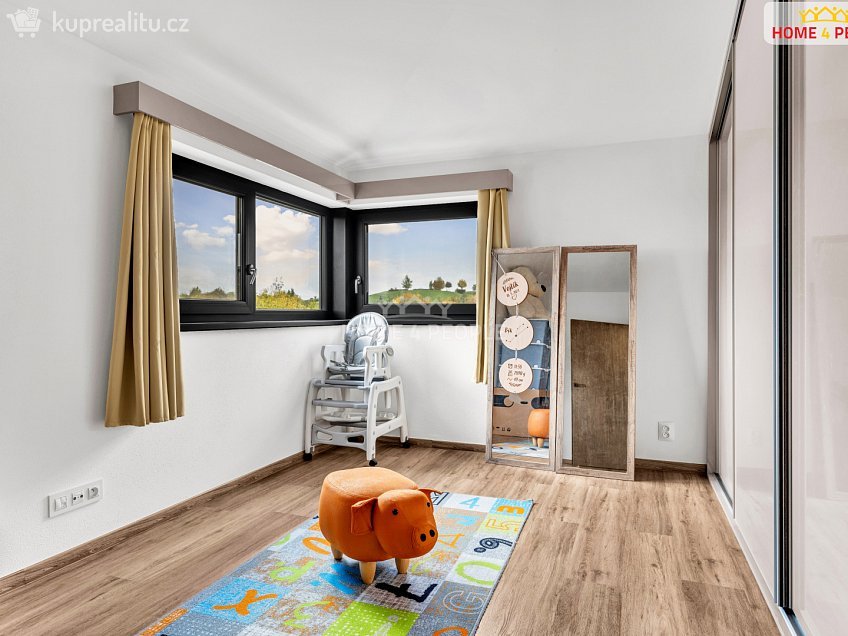 Prodej  rodinného domu 125 m^2 Podzámecká, Praha-Koloděje 