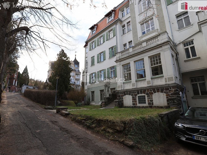 Prodej bytu 2+kk 65 m^2 Krále Jiřího, Karlovy Vary 