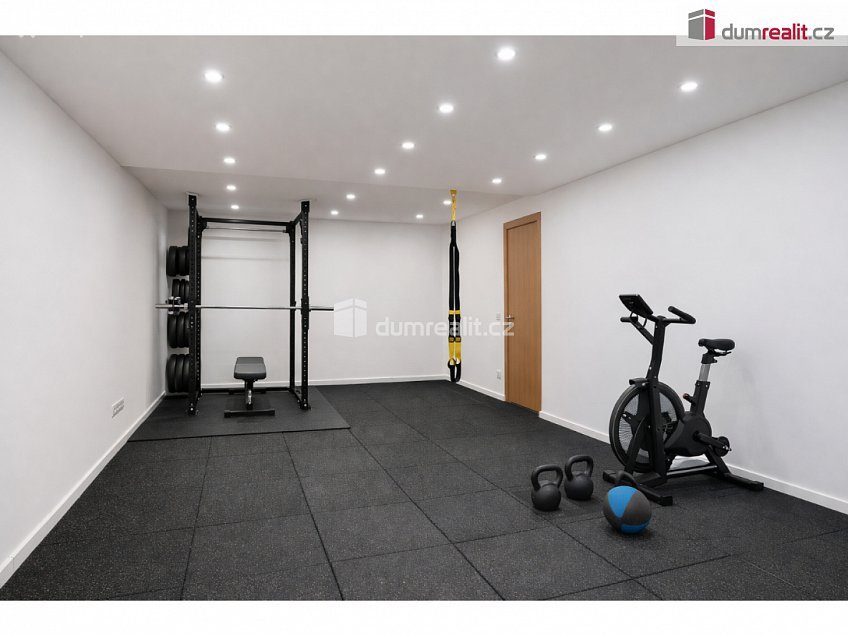 Prodej  rodinného domu 286 m^2 V Hrobech, Praha-Libuš 