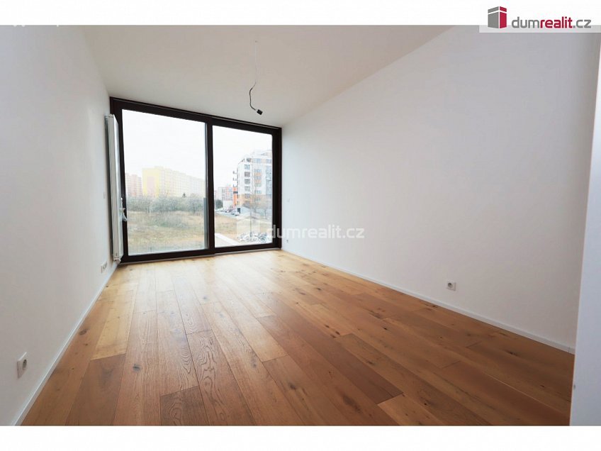 Prodej  rodinného domu 286 m^2 V Hrobech, Praha-Libuš 