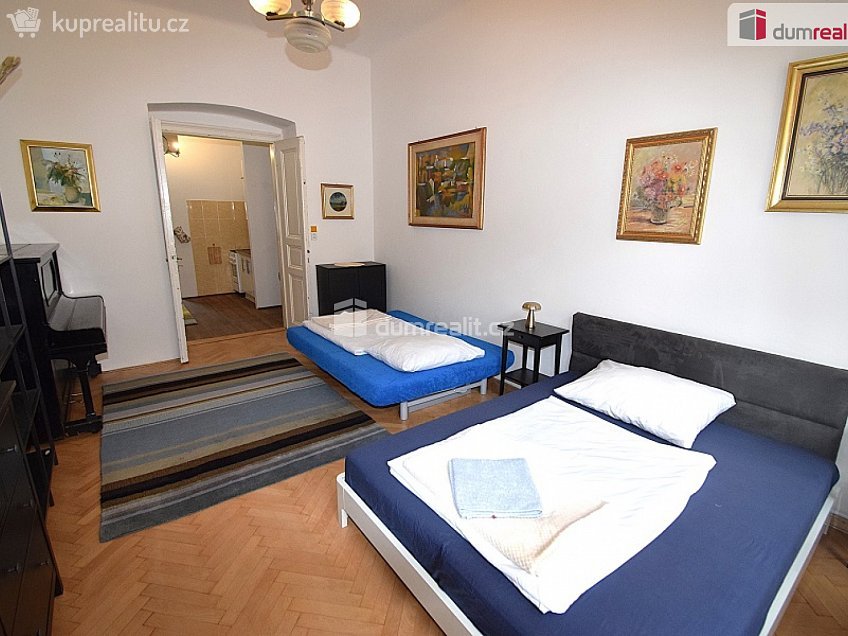 Pronájem bytu 1+1 43 m^2 Jana Masaryka, Praha 2 