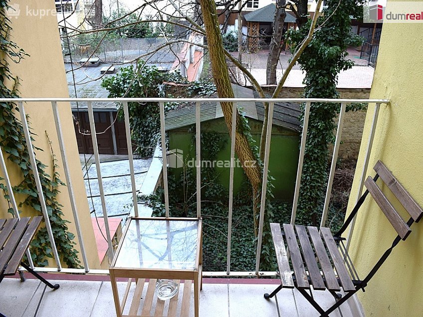 Pronájem bytu 1+1 43 m^2 Jana Masaryka, Praha 2 