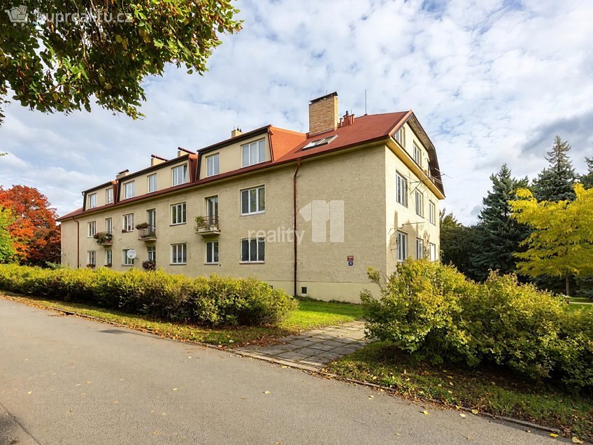 Prodej bytu 3+kk 151 m^2 Kamýcká, Praha-Suchdol 