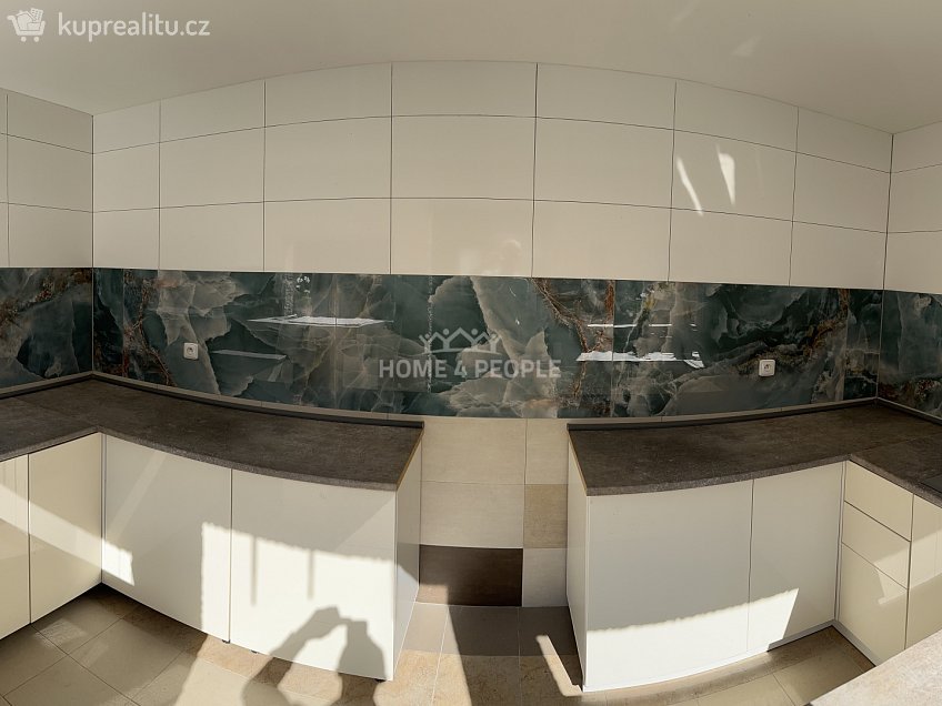 Prodej  rodinného domu 166 m^2 Rostoklaty, Rostoklaty 