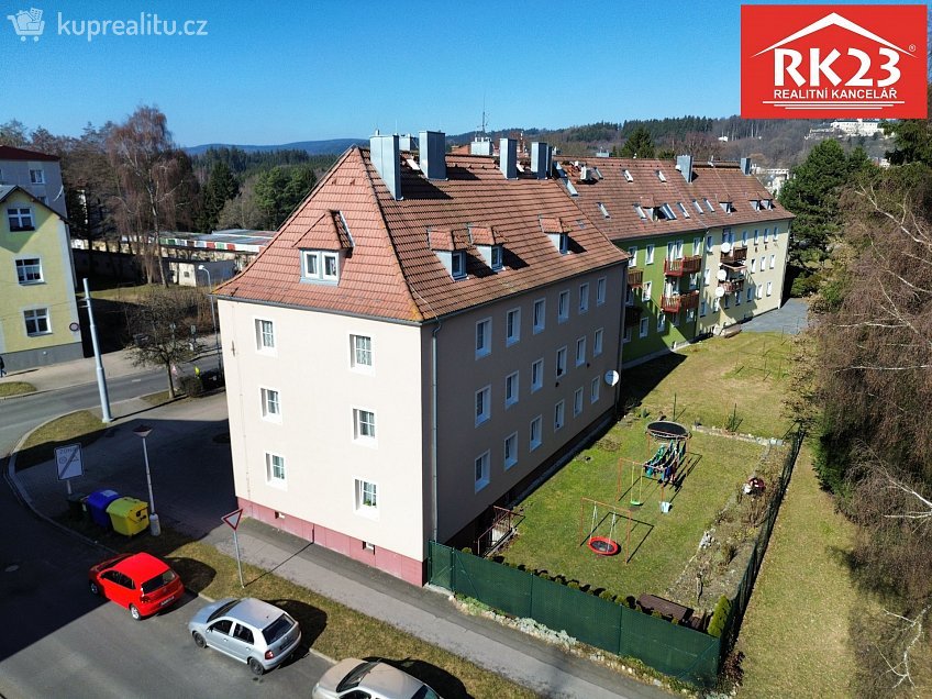 Prodej bytu 4+1 75 m^2 Husova 527, Mariánské Lázně 