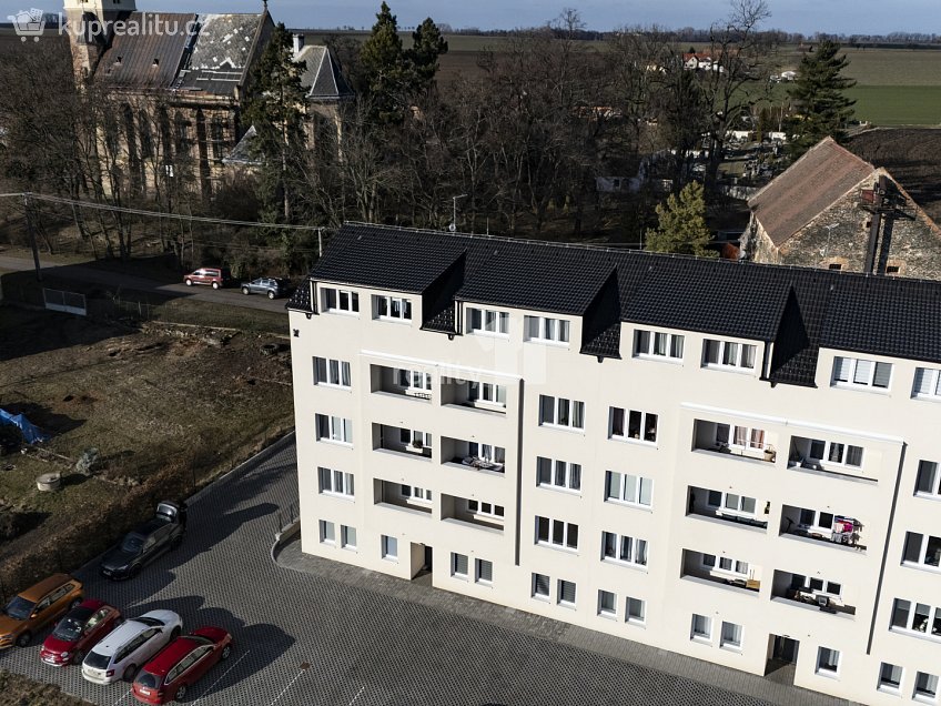 Prodej bytu 3+kk 64 m^2 Lošany, Lošany 