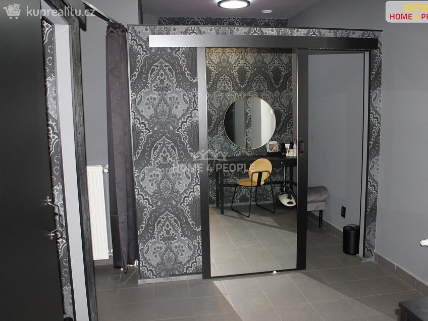 Pronájem  kanceláře 48 m^2 Antuškova, Benešov 