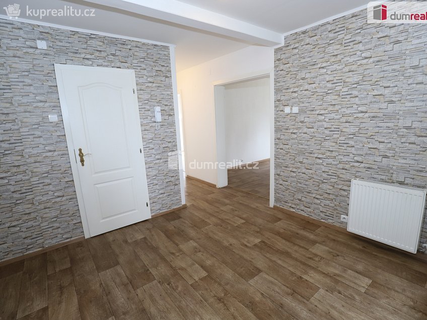 Pronájem bytu 3+1 100 m^2 Zádub-Závišín, Zádub-Závišín 