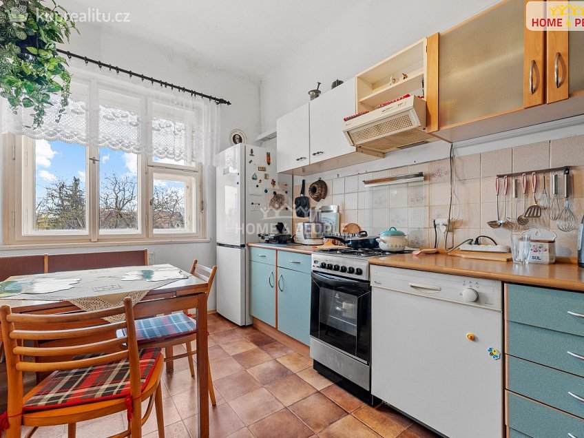 Prodej bytu 3+1 92 m^2 Olivova, Říčany 