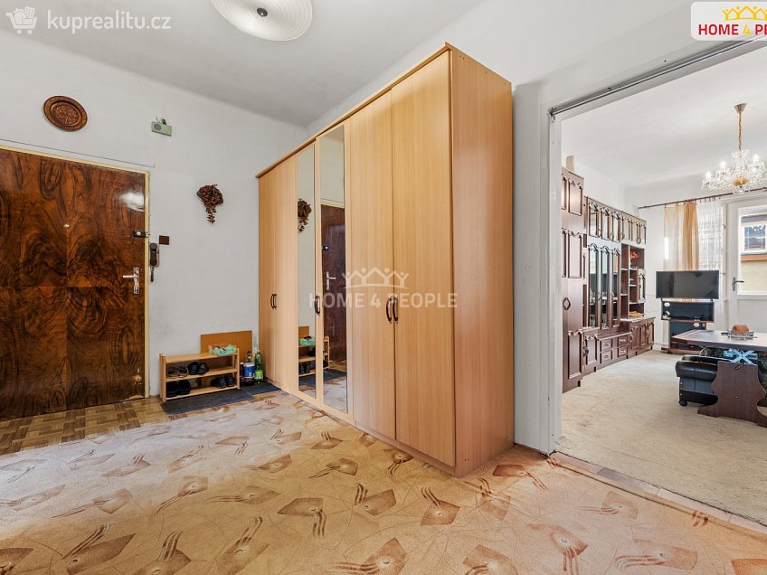 Prodej bytu 3+1 92 m^2 Olivova, Říčany 