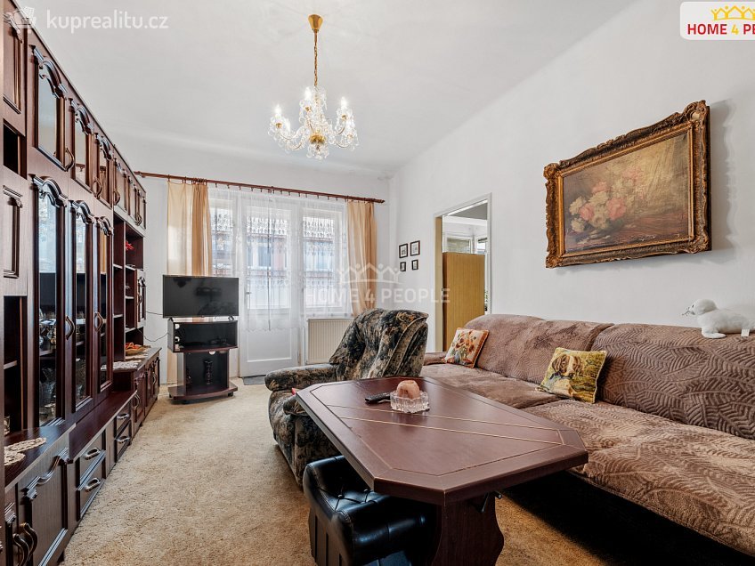 Prodej bytu 3+1 92 m^2 Olivova, Říčany 