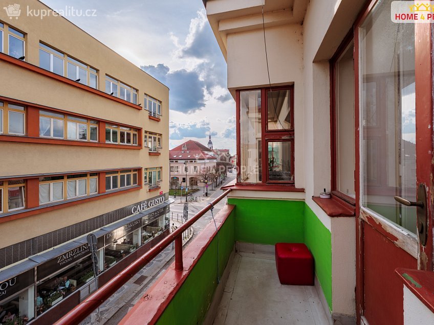 Prodej bytu 3+1 92 m^2 Olivova, Říčany 