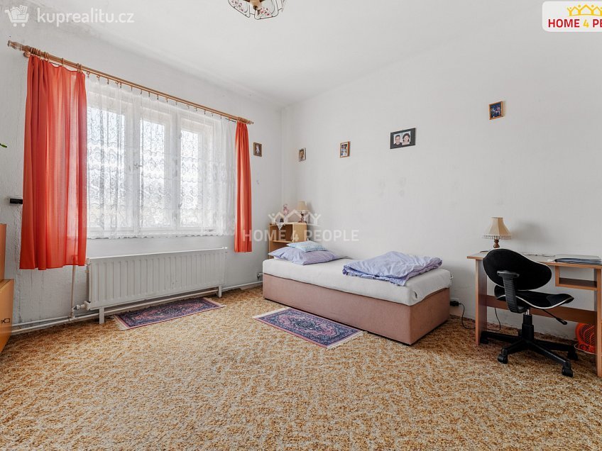 Prodej bytu 3+1 92 m^2 Olivova, Říčany 