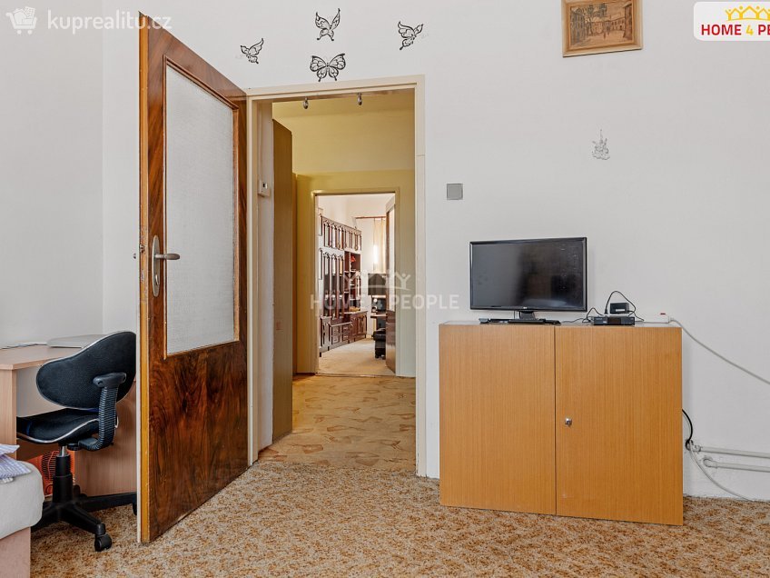 Prodej bytu 3+1 92 m^2 Olivova, Říčany 