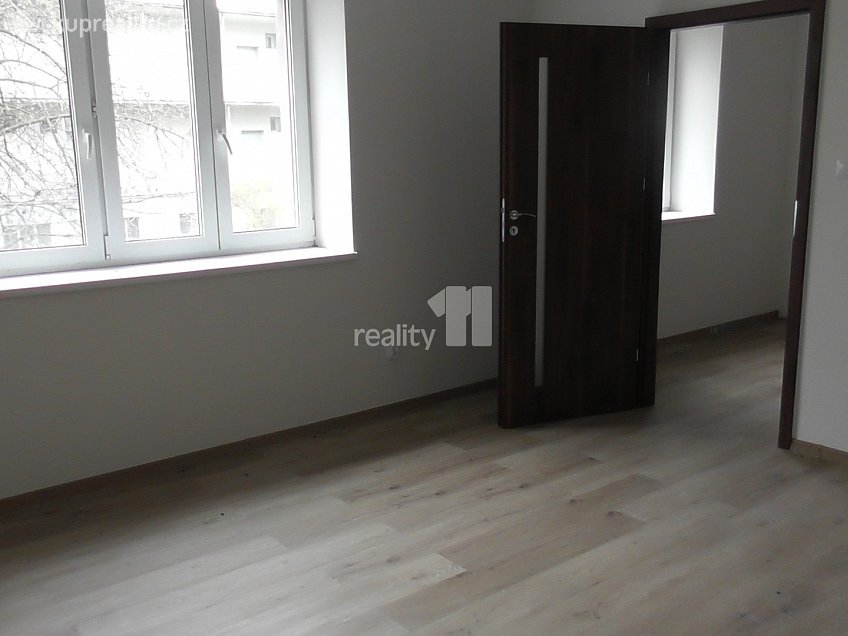 Prodej  činžovního domu 1192 m^2 Palackého, Ostrava 